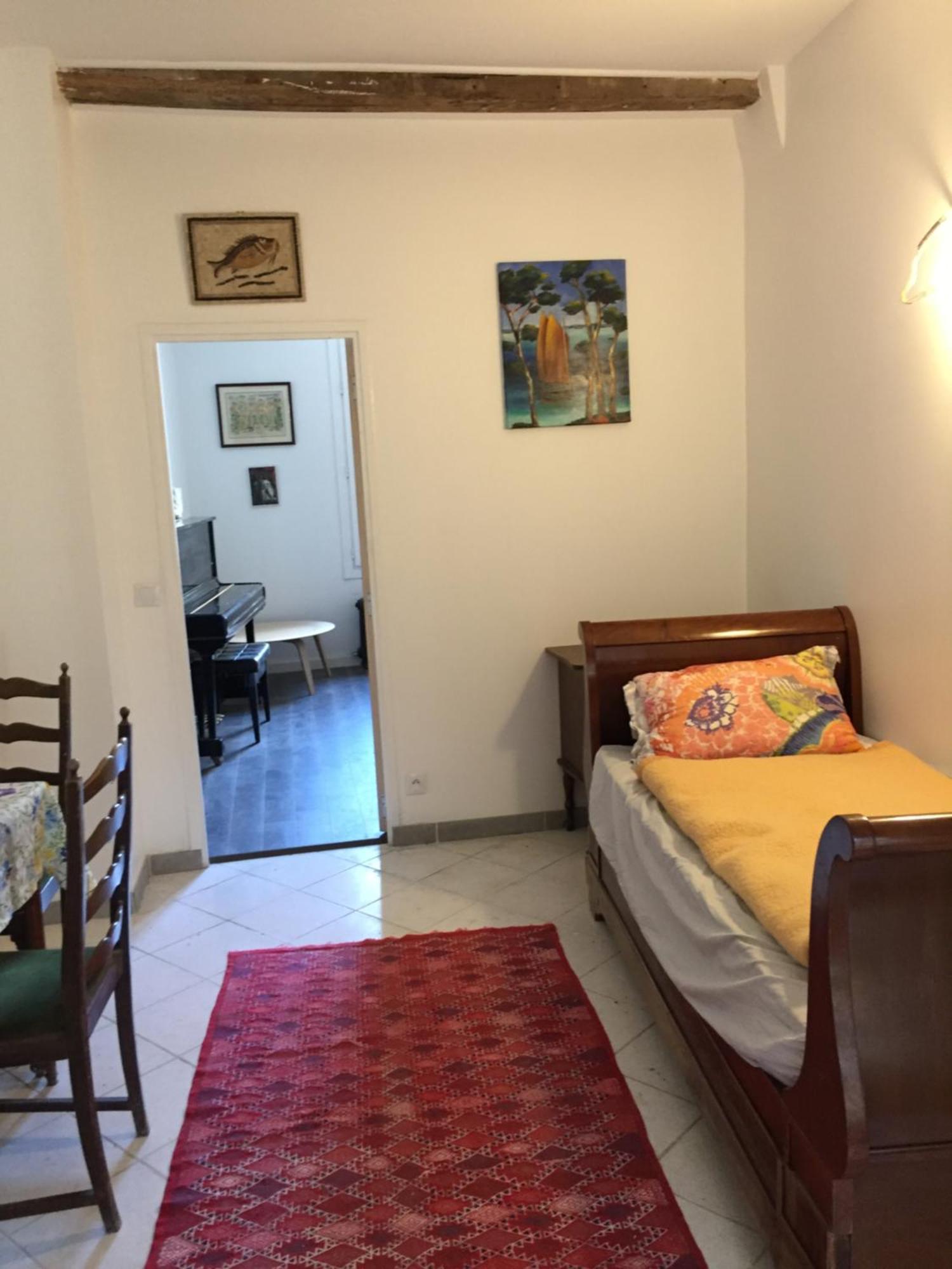 Proche Du Chateau De Versaillles Une Chambre Avec Jardin 베흑사이으 외부 사진